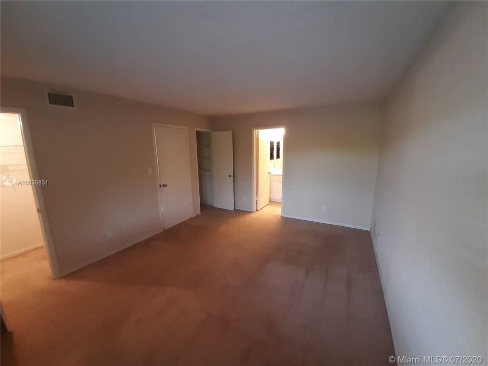 Recently Rented: $1,100 (2 beds, 2 baths, 1200 Square Feet)
