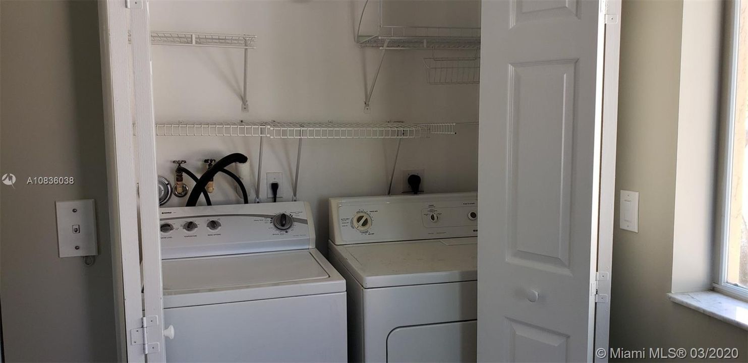 Recientemente alquilado: $1,650 (3 camas, 2 baños, 1170 Pies cuadrados)