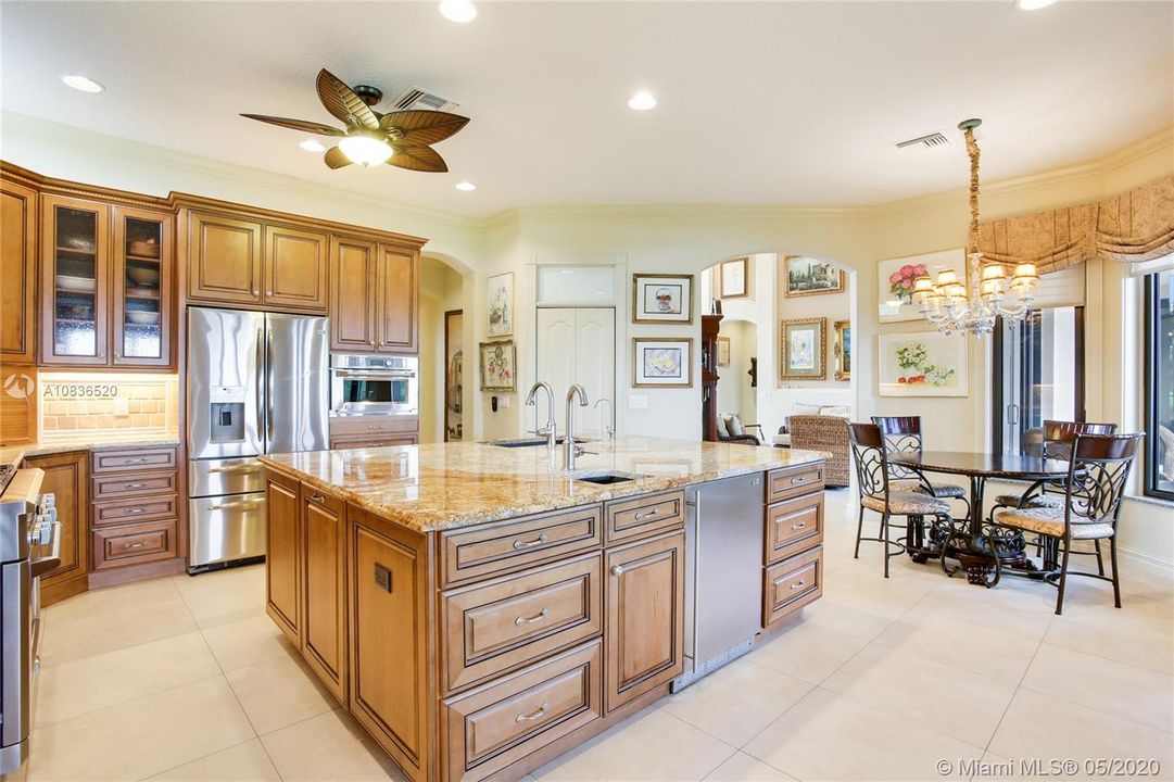 Comfortable cooking professional kitchen with breakfast nook