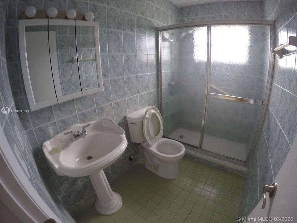 Недавно арендовано: $3,000 (4 спален, 3 ванн, 2487 Квадратных фут)