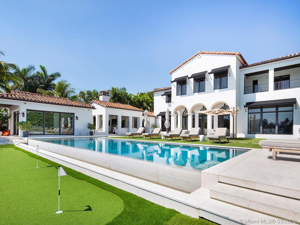 Recientemente alquilado: $70,000 (5 camas, 6 baños, 5970 Pies cuadrados)