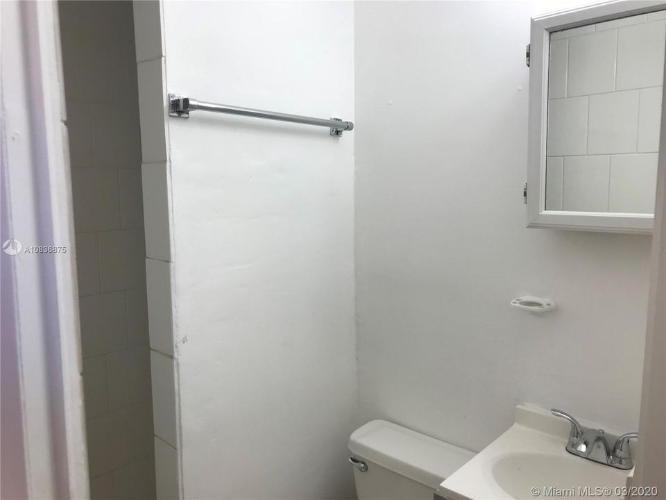 Недавно арендовано: $825 (0 спален, 1 ванн, 0 Квадратных фут)