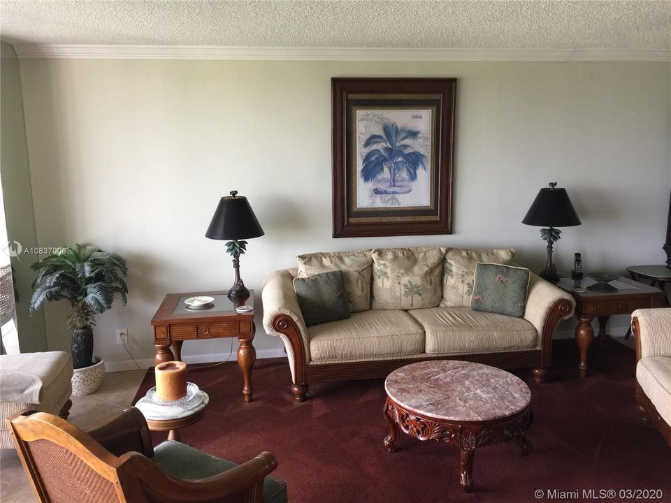 Recently Sold: $239,900 (3 beds, 2 baths, 1390 Square Feet)