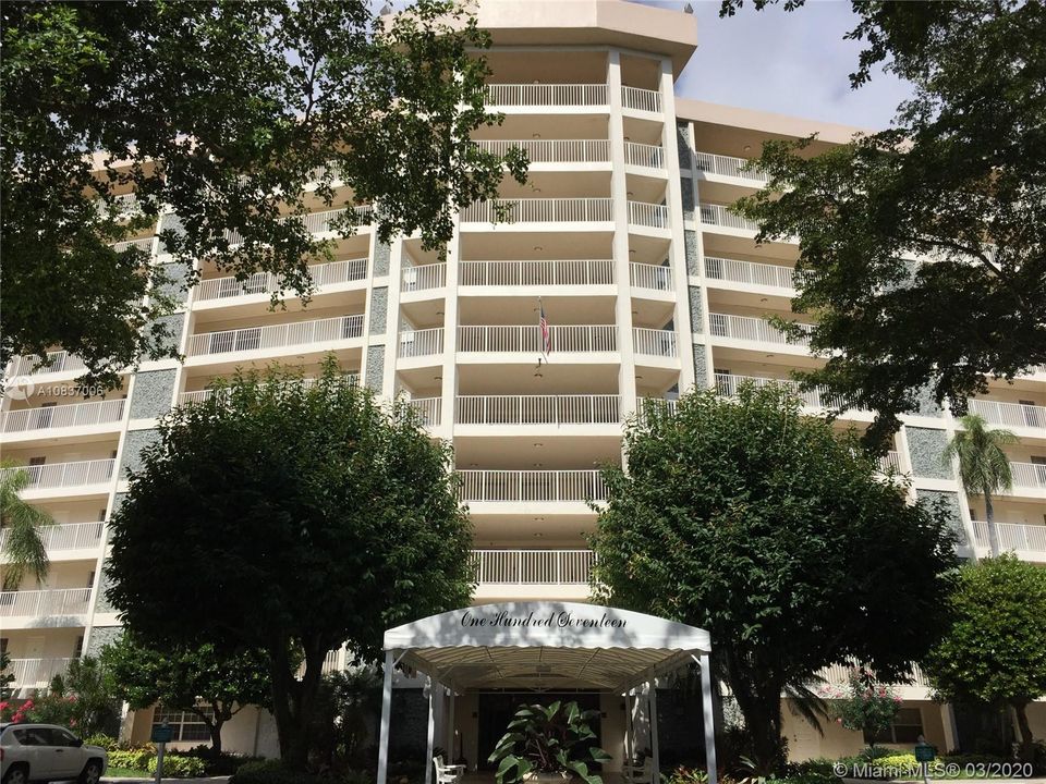 Recently Sold: $239,900 (3 beds, 2 baths, 1390 Square Feet)