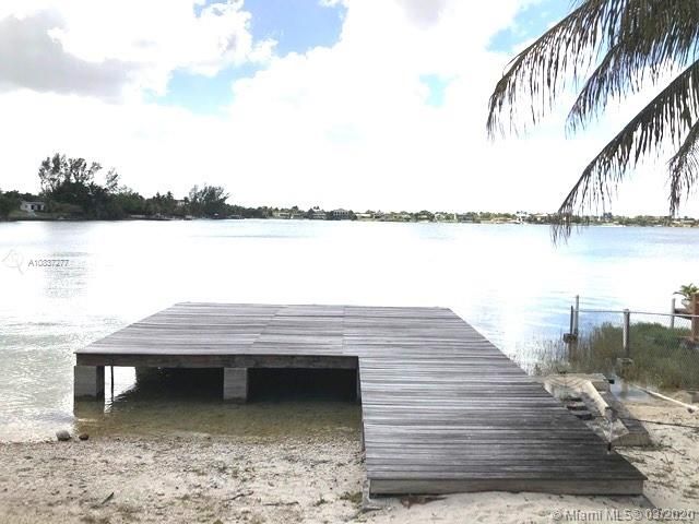Recently Rented: $5,800 (4 beds, 3 baths, 3902 Square Feet)