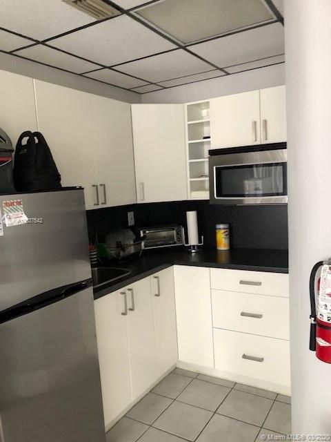 Недавно продано: $320,000 (0 спален, 0 ванн, 2395 Квадратных фут)