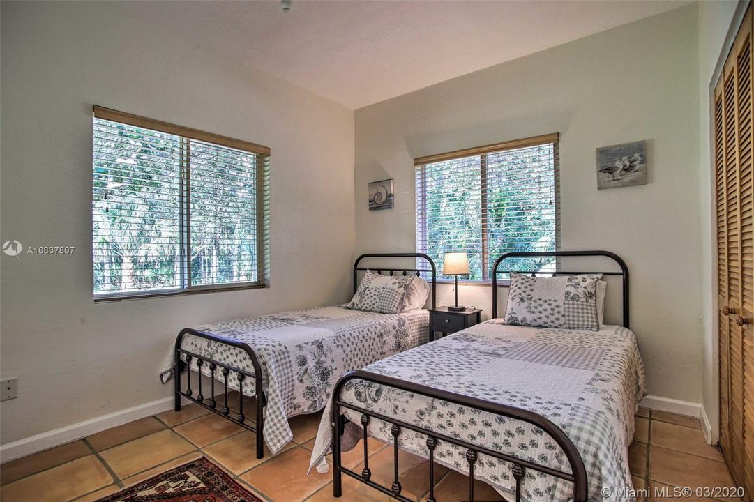 Недавно арендовано: $3,000 (3 спален, 2 ванн, 1594 Квадратных фут)