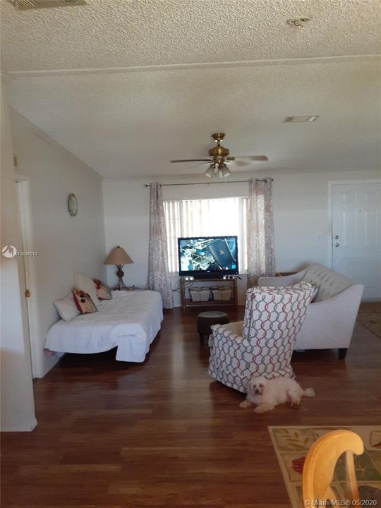 Recently Sold: $139,000 (3 beds, 2 baths, 1568 Square Feet)