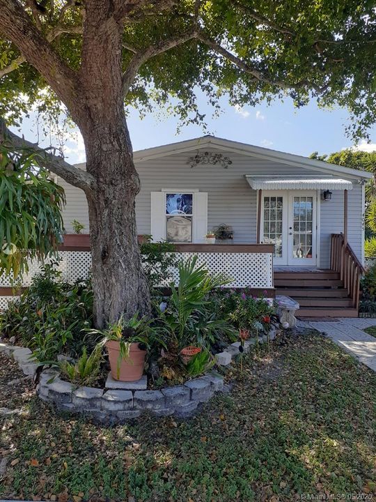 Recently Sold: $139,000 (3 beds, 2 baths, 1568 Square Feet)