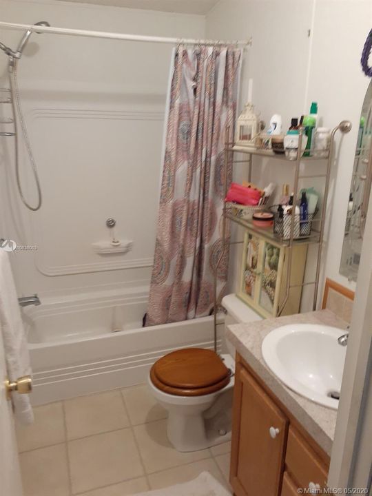 Recently Sold: $139,000 (3 beds, 2 baths, 1568 Square Feet)