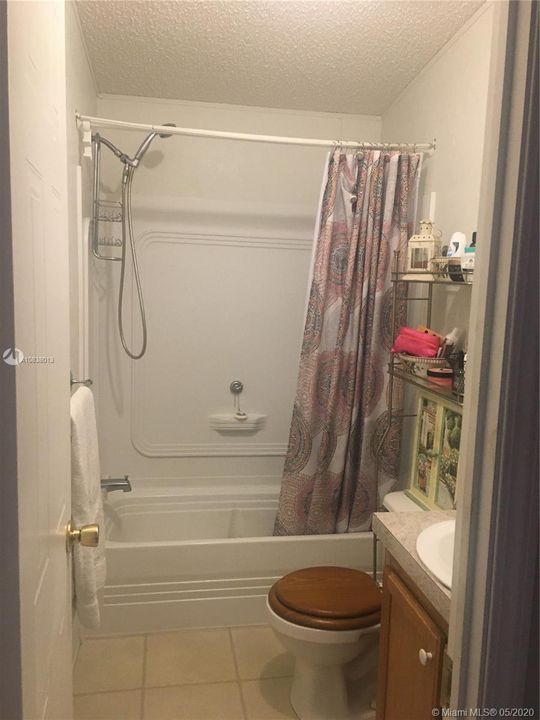 Recently Sold: $139,000 (3 beds, 2 baths, 1568 Square Feet)
