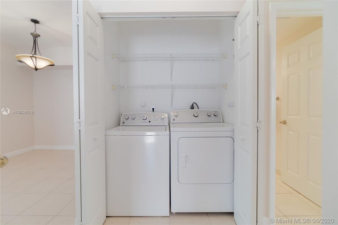 Recientemente alquilado: $2,350 (3 camas, 2 baños, 1367 Pies cuadrados)