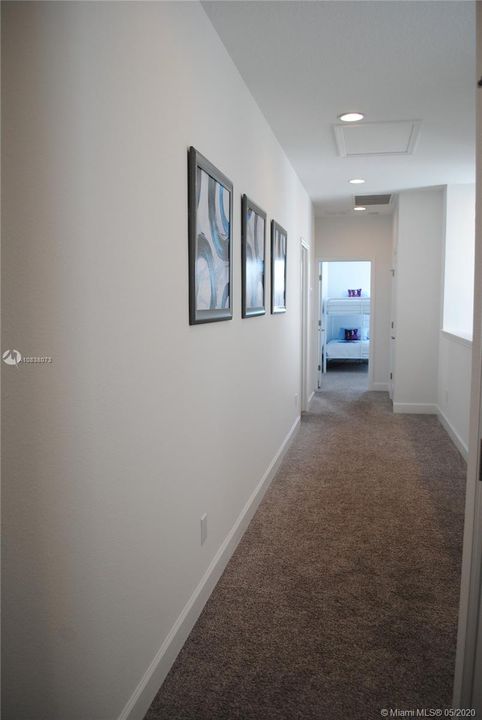 Recently Rented: $2,100 (5 beds, 4 baths, 2504 Square Feet)