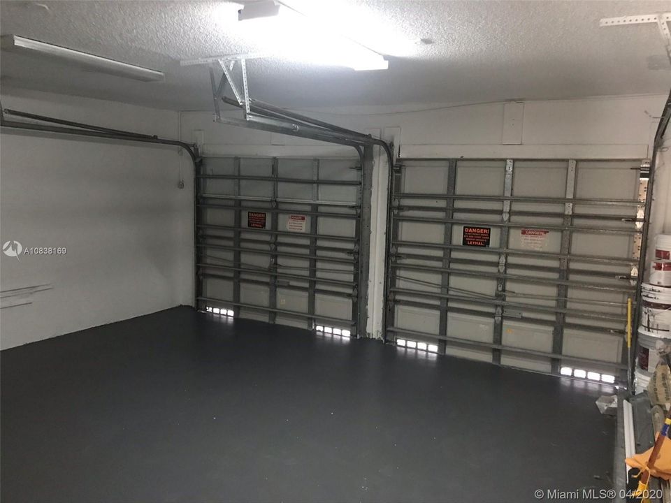 Недавно продано: $439,000 (3 спален, 2 ванн, 1968 Квадратных фут)