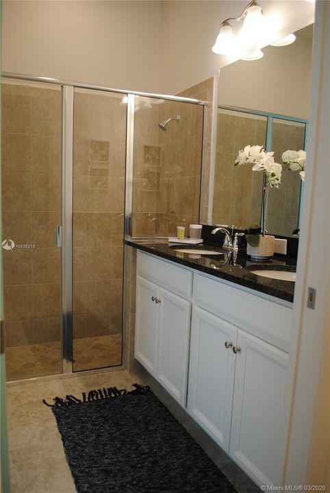 Recently Rented: $1,950 (4 beds, 4 baths, 0 Square Feet)