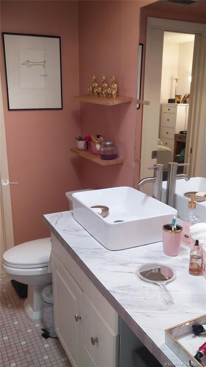Recently Sold: $69,000 (2 beds, 1 baths, 750 Square Feet)