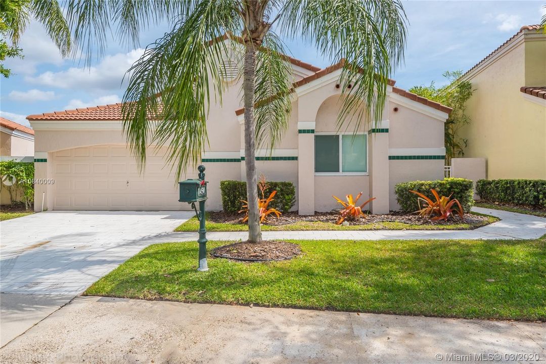 Recently Rented: $3,300 (3 beds, 2 baths, 1856 Square Feet)