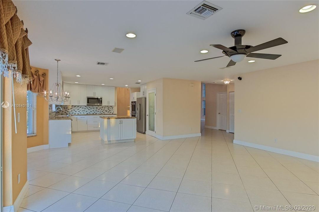 Recently Rented: $3,700 (5 beds, 3 baths, 3417 Square Feet)