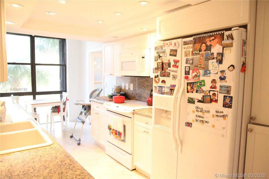 Recently Sold: $774,000 (3 beds, 2 baths, 1782 Square Feet)