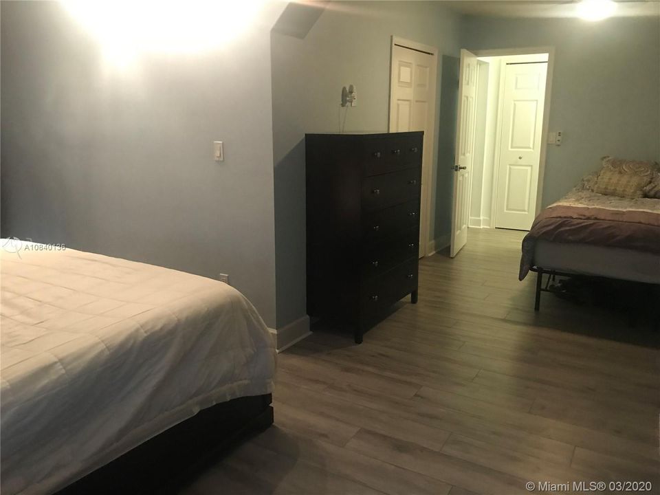 Vendido Recientemente: $439,000 (3 camas, 2 baños, 1598 Pies cuadrados)