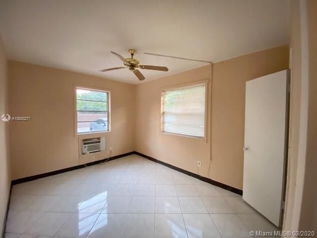 最近租的: $1,150 (2 贝兹, 1 浴室, 900 平方英尺)