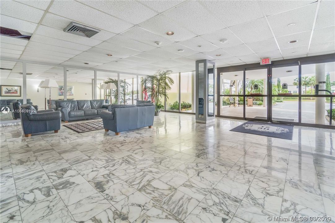 Recently Sold: $85,900 (1 beds, 1 baths, 844 Square Feet)