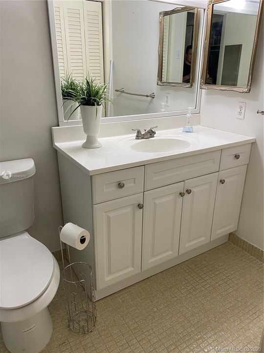 Recently Sold: $85,900 (1 beds, 1 baths, 844 Square Feet)