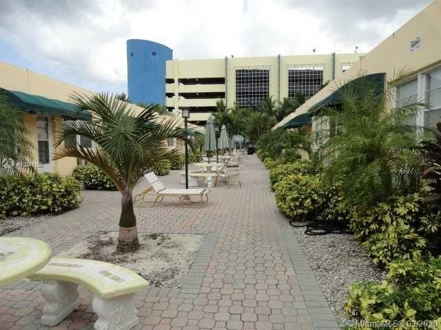 Recently Rented: $1,000 (0 beds, 1 baths, 240 Square Feet)