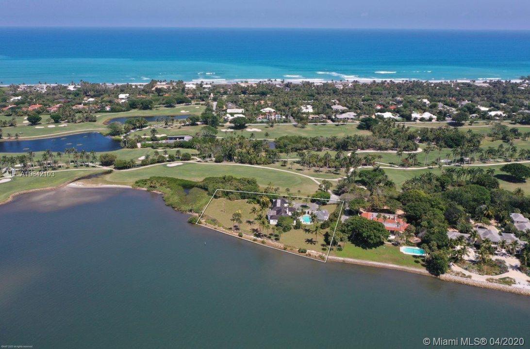 Vendido Recientemente: $5,395,000 (1.60 acres)