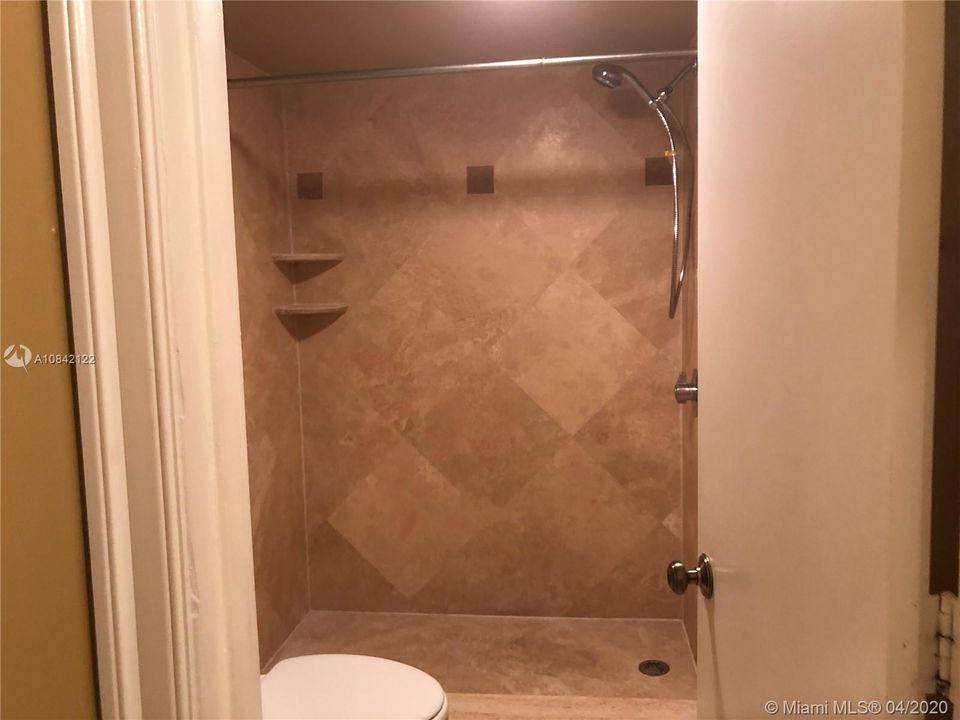 Vendido Recientemente: $129,999 (1 camas, 1 baños, 800 Pies cuadrados)