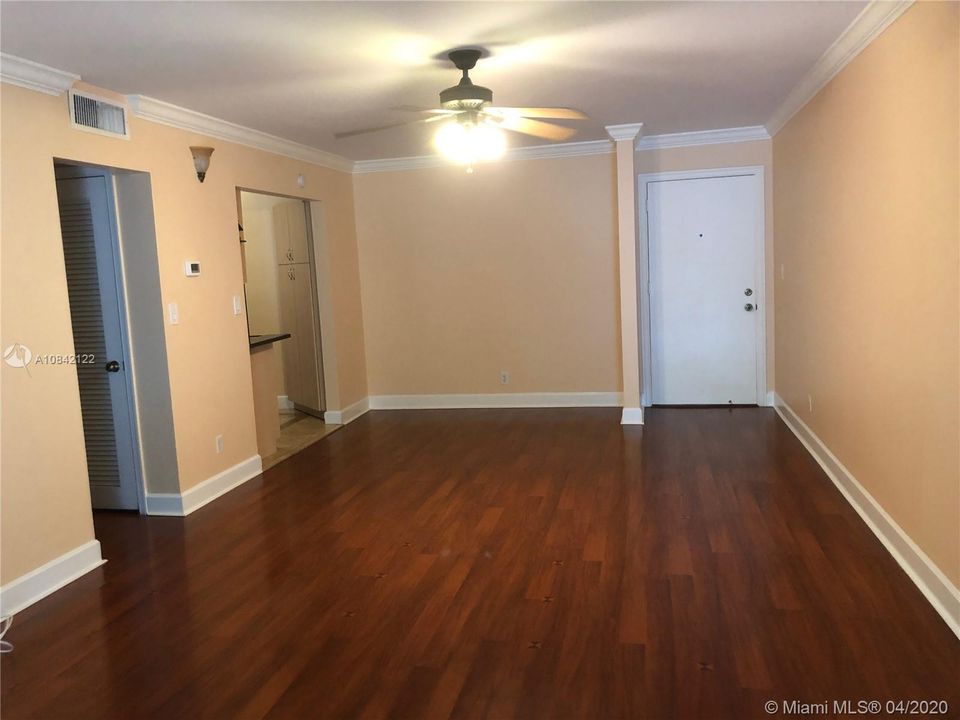 Vendido Recientemente: $129,999 (1 camas, 1 baños, 800 Pies cuadrados)