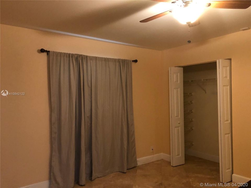 Vendido Recientemente: $129,999 (1 camas, 1 baños, 800 Pies cuadrados)