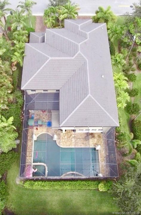 Recently Sold: $800,000 (4 beds, 3 baths, 3960 Square Feet)