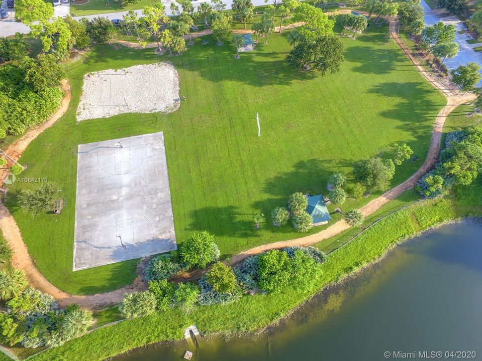 Recently Sold: $399,900 (3 beds, 2 baths, 1370 Square Feet)