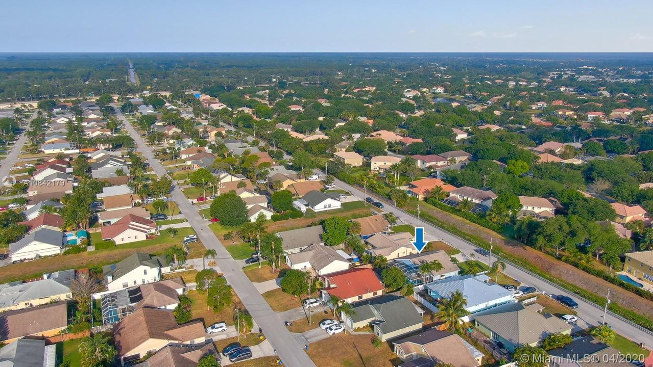 Recently Sold: $399,900 (3 beds, 2 baths, 1370 Square Feet)