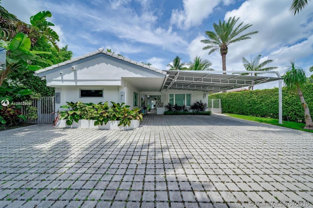 Недавно арендовано: $16,500 (5 спален, 5 ванн, 3589 Квадратных фут)