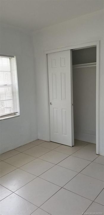 Recently Rented: $995 (1 beds, 1 baths, 1100 Square Feet)