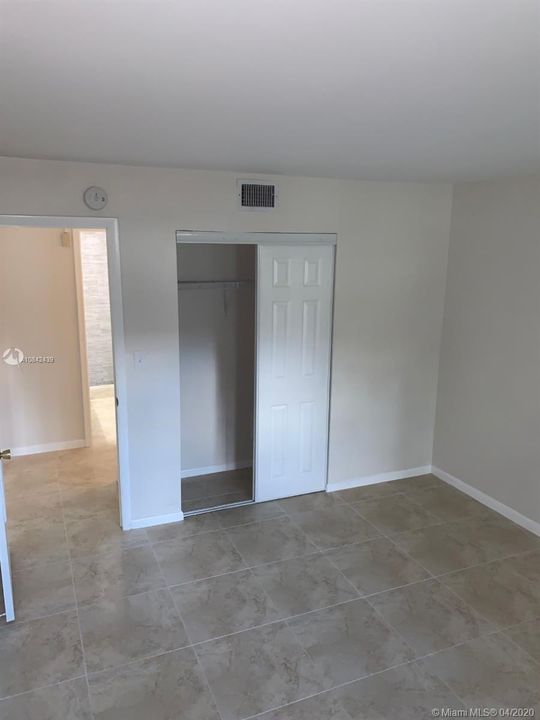 Recently Rented: $1,250 (2 beds, 2 baths, 1050 Square Feet)