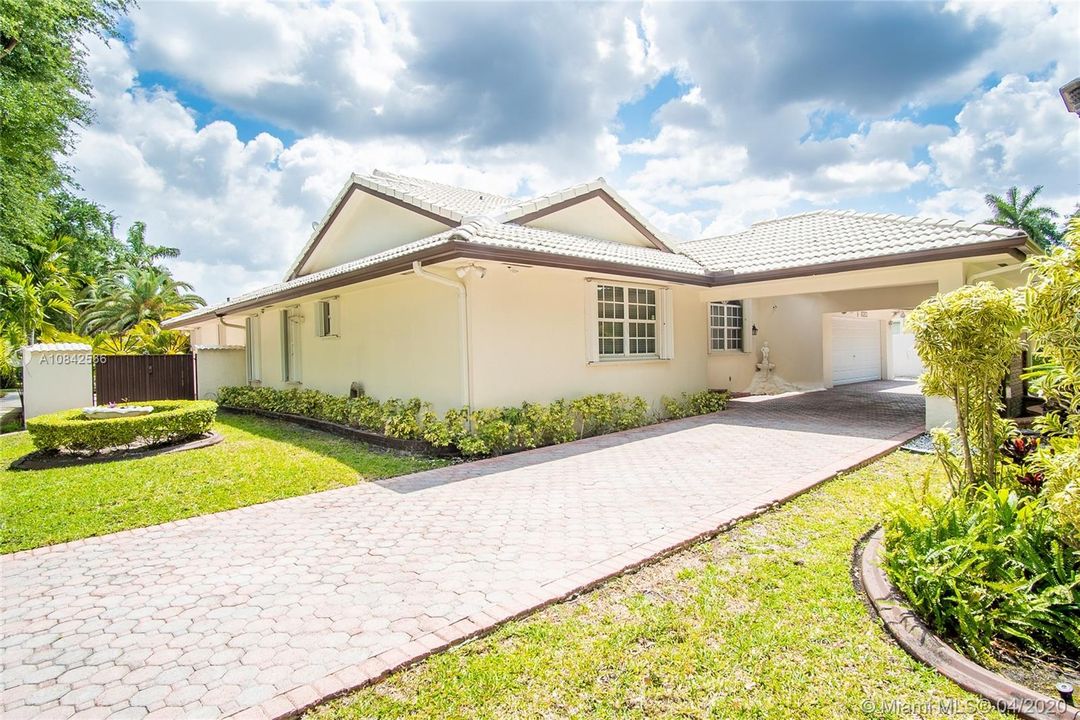 Recientemente alquilado: $3,500 (4 camas, 3 baños, 2358 Pies cuadrados)