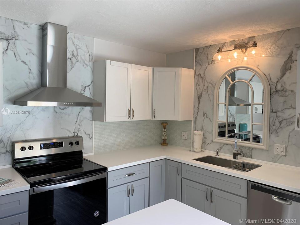 RENOVATED KITCHEN WITH BRAND NEW APPLIANCES