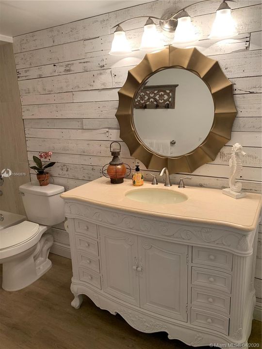 GUEST BATH