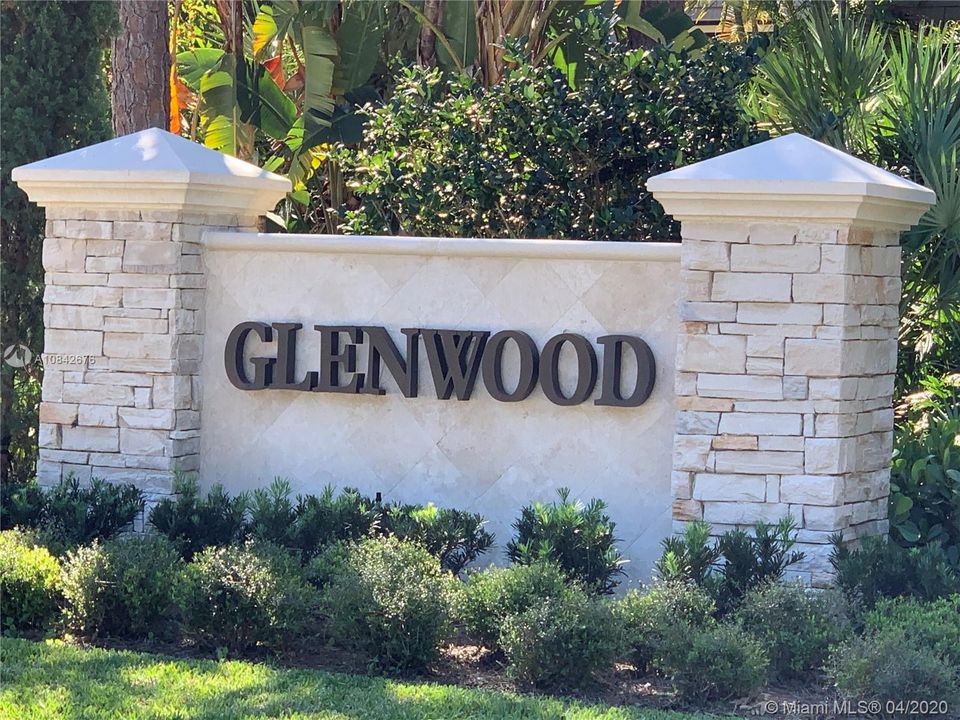 COMMUNITY OF GLENWOOD IN PGA NATIONAL