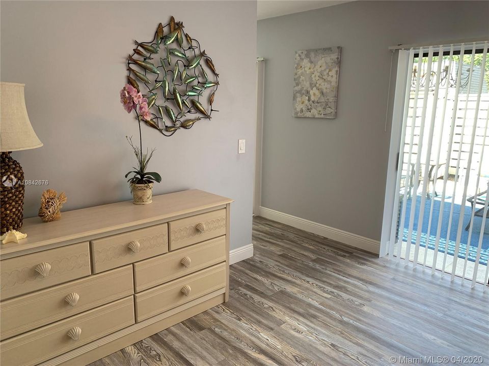 DOWNSTAIRS BEDROOM