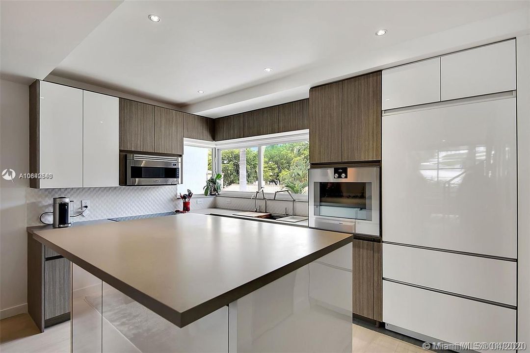 Недавно арендовано: $7,500 (3 спален, 2 ванн, 2602 Квадратных фут)