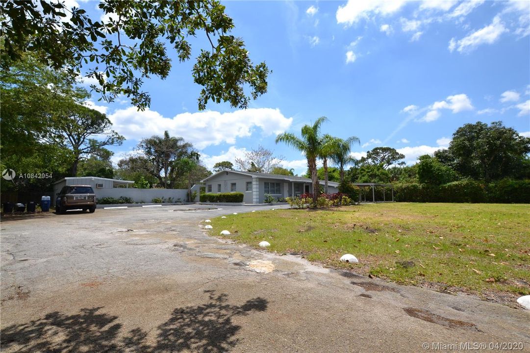 Recientemente alquilado: $1,100 (1 camas, 1 baños, 550 Pies cuadrados)