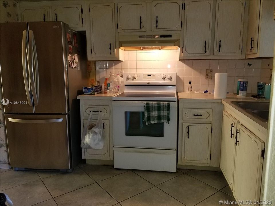 Vendido Recientemente: $239,500 (3 camas, 2 baños, 1477 Pies cuadrados)
