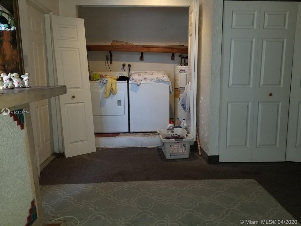 Vendido Recientemente: $239,500 (3 camas, 2 baños, 1477 Pies cuadrados)