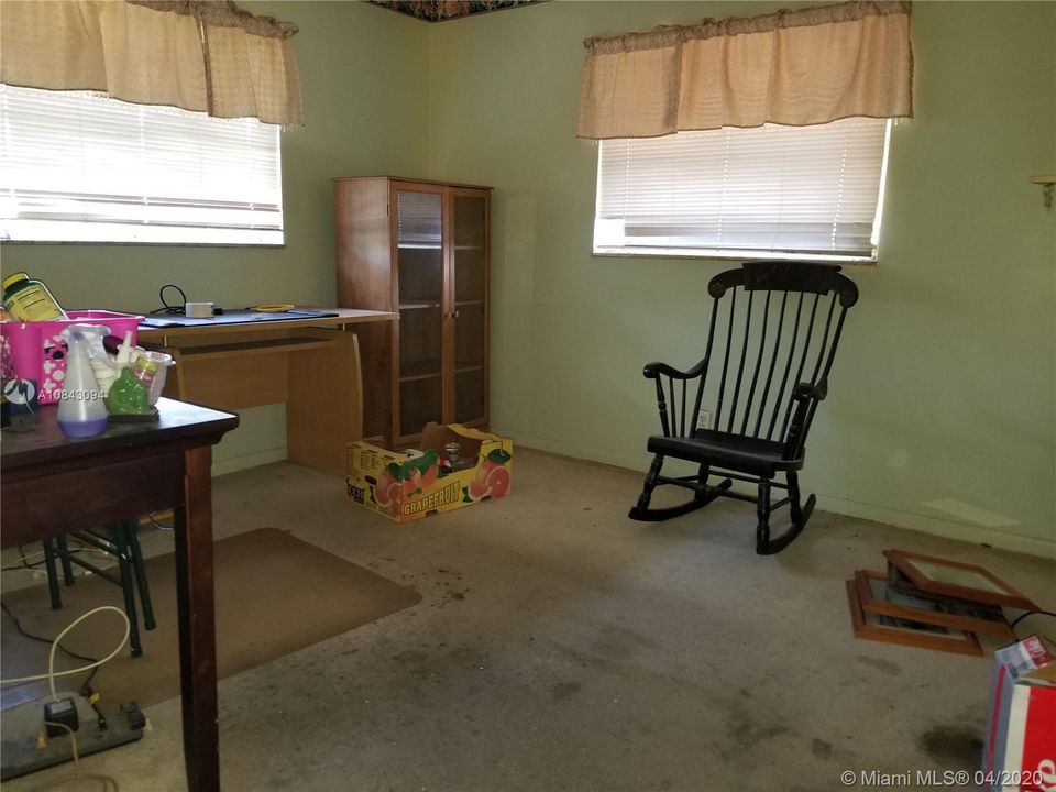 Vendido Recientemente: $239,500 (3 camas, 2 baños, 1477 Pies cuadrados)
