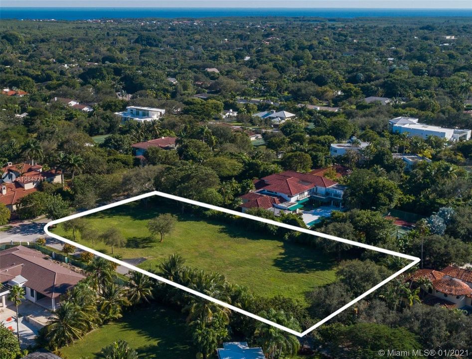 Recently Sold: $1,350,000 (1.11 acres)
