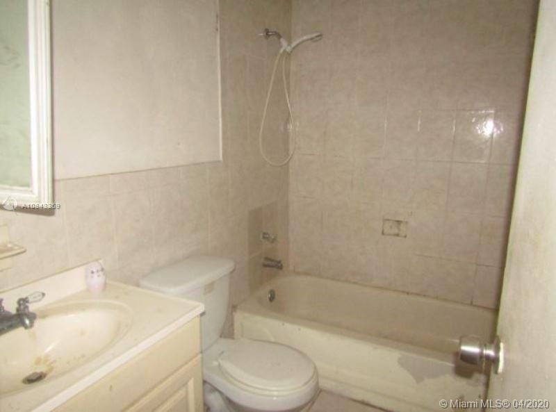 Vendido Recientemente: $175,000 (0 camas, 0 baños, 0 Pies cuadrados)